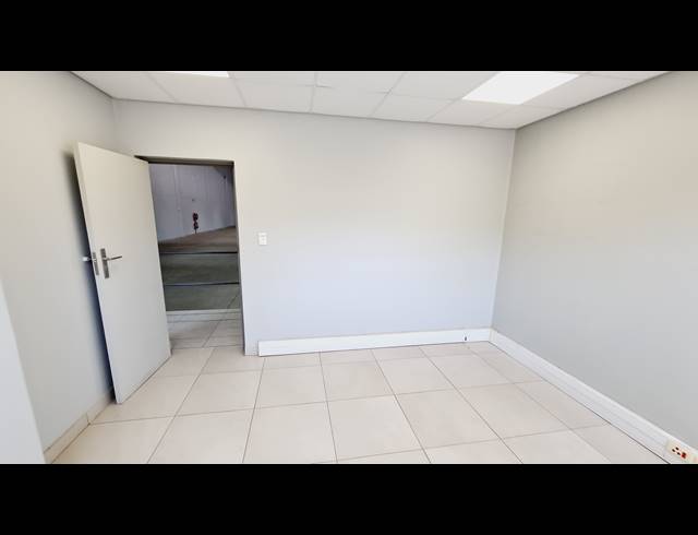 2,275M² WAREHOUSE TO LET IN COSMO BUSINESS PARK